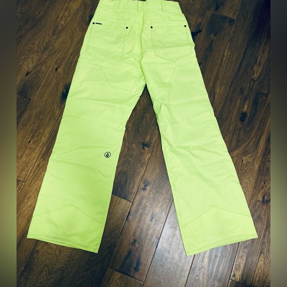 Men’s Volcom Snowboard Retrospec Jacket & Pants - Picture 7 of 14